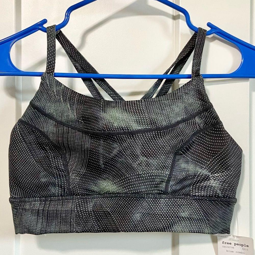 Free People Movement reflective glow sports bra size xs NWT black